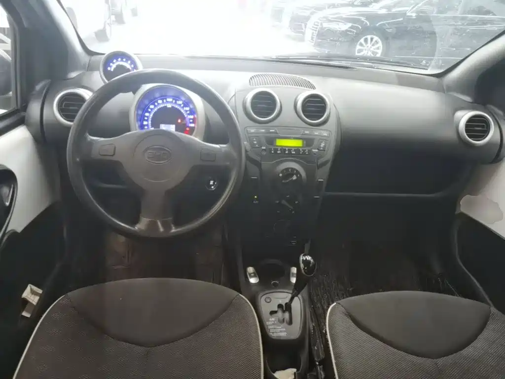 BYD F0 2015 1.0L AMT
