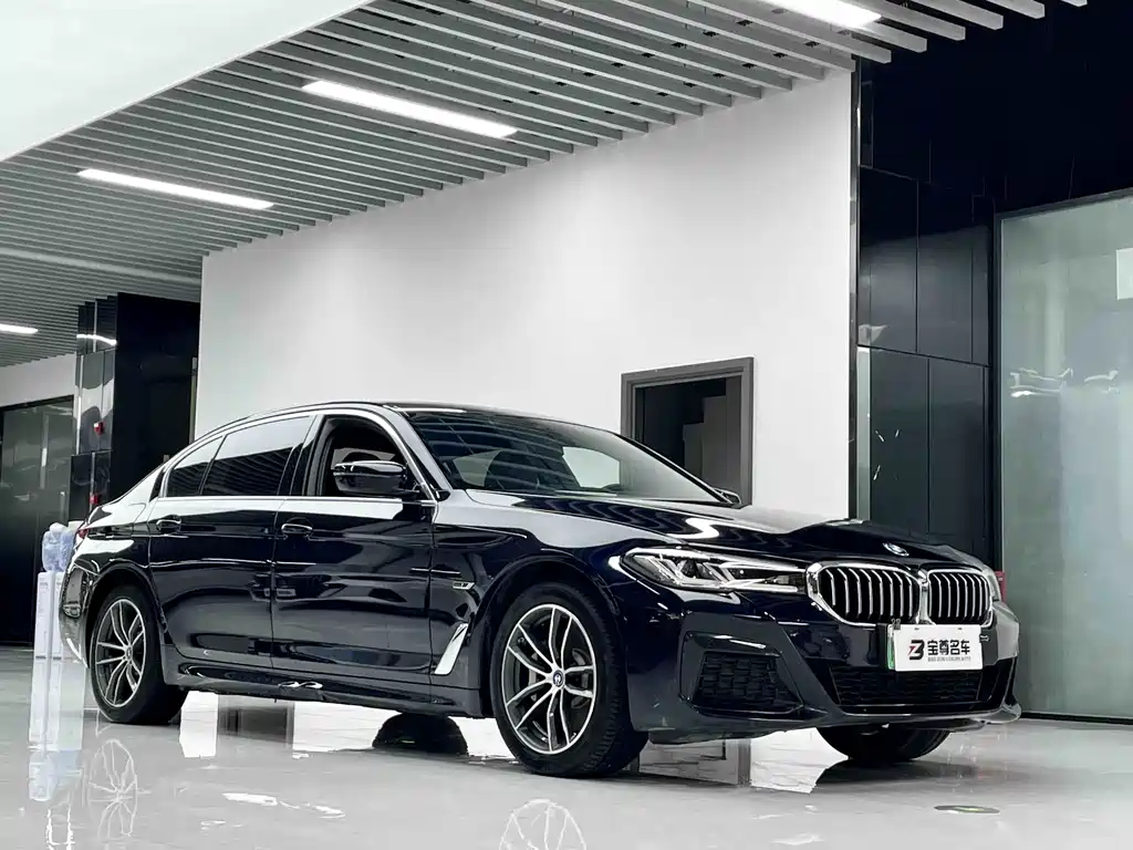 BMW 5 Series 5 2022 535Le M Sport