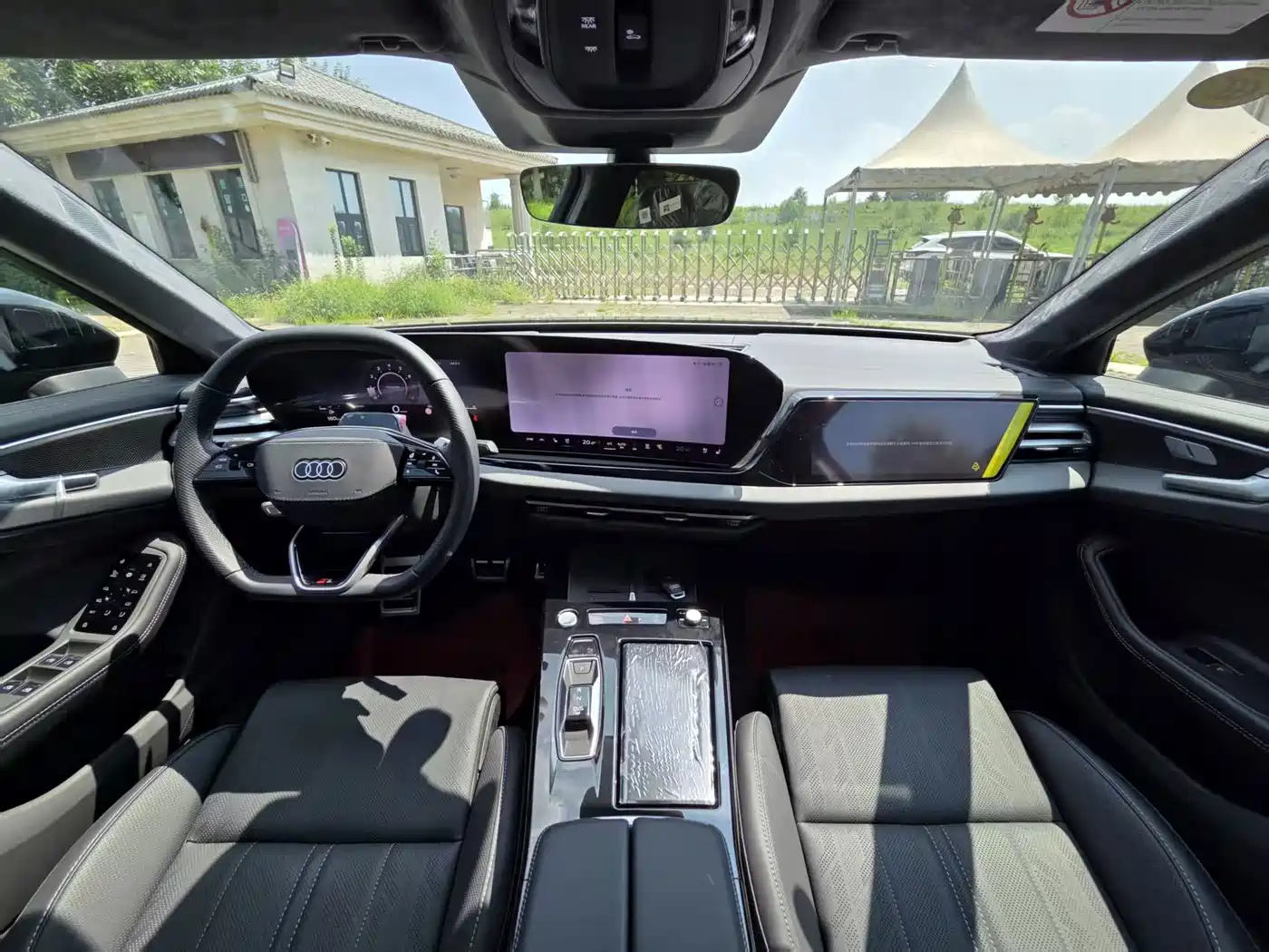 Audi A6L 2026 Черный из Китая