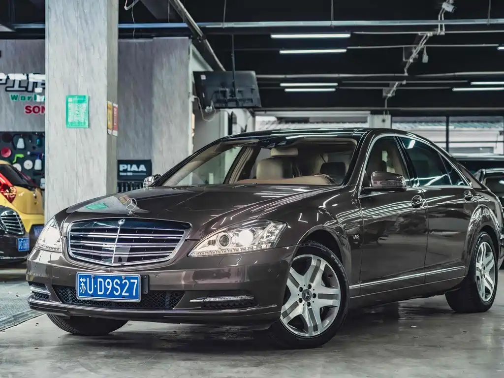 Mercedes-Benz S-Class 2013