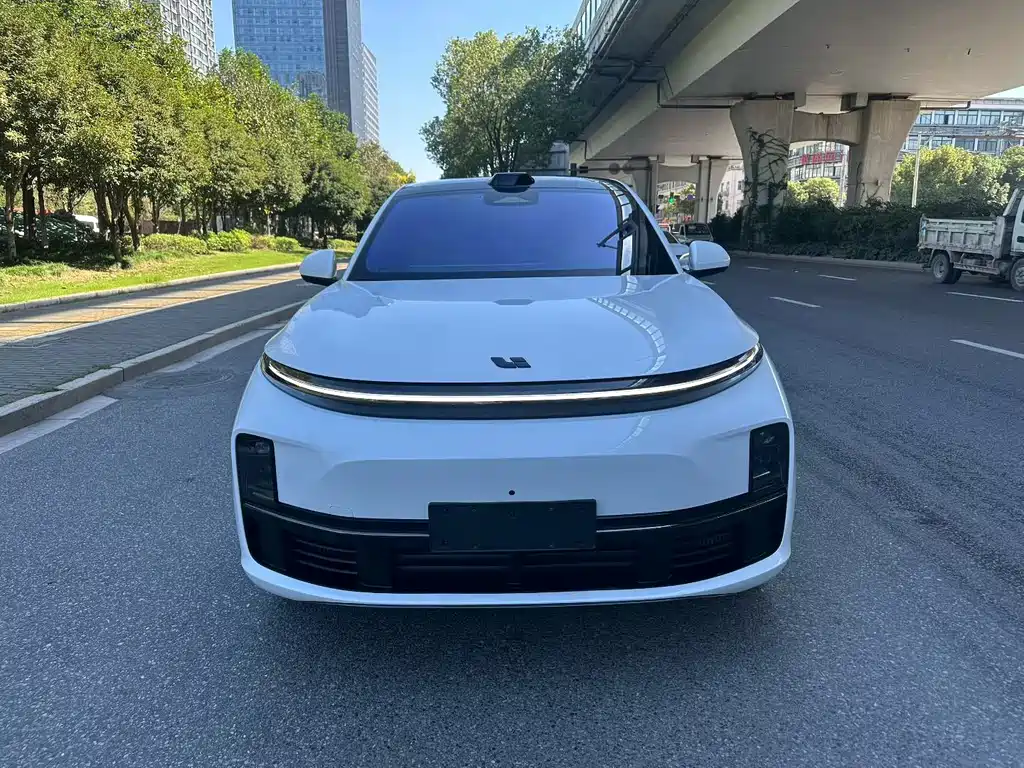 Li Auto Li L7 — миниатюра 2