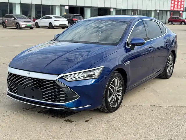 2022 BYD Qin