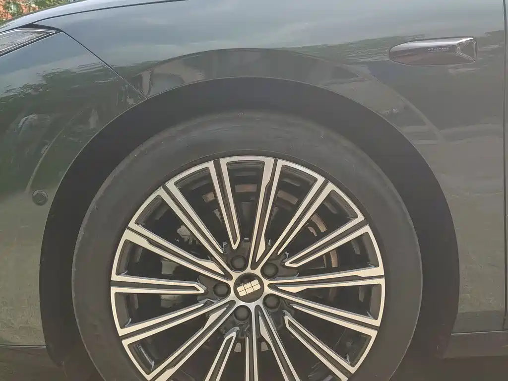 Geely Galaxy Galaxy 8 8 2025 130km EM-i Flagship