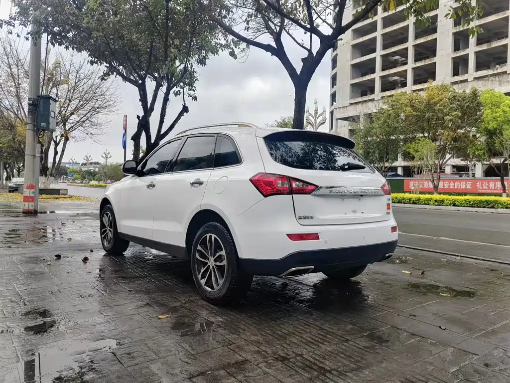 Zotye T600 2016 2.0T MT Luxury