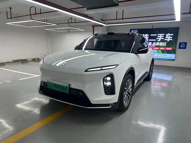 2025 Nio ES6