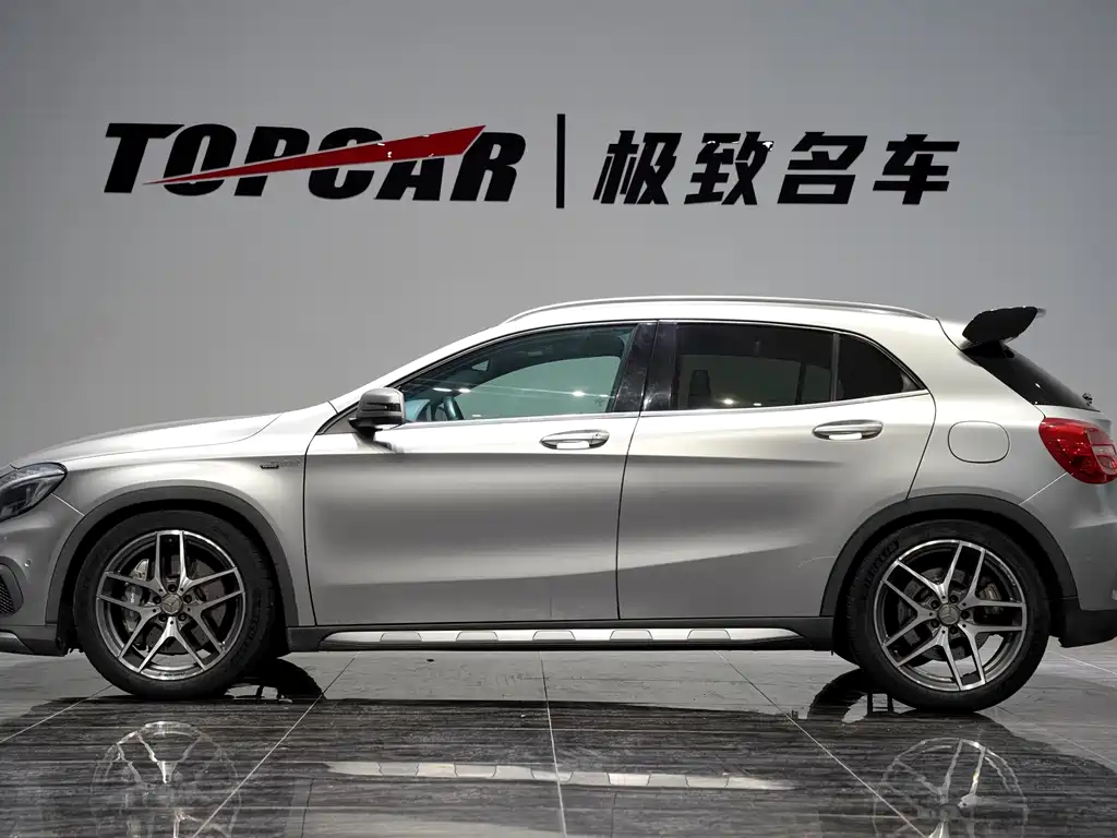 Mercedes-Benz GLA A MG 2015 AMG GLA 45 4MATIC