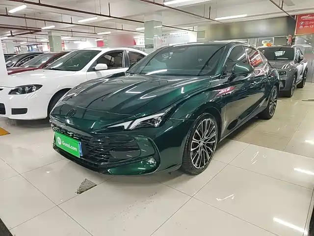 2025 MG MG7