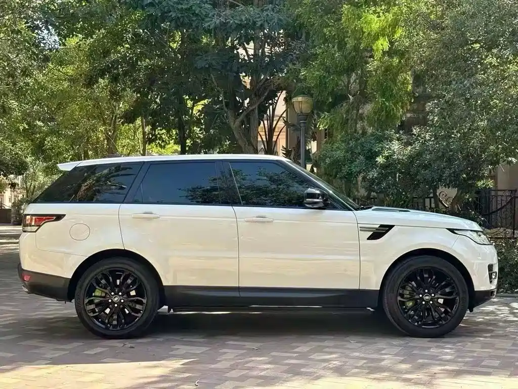 Land Rover Sport — миниатюра 9