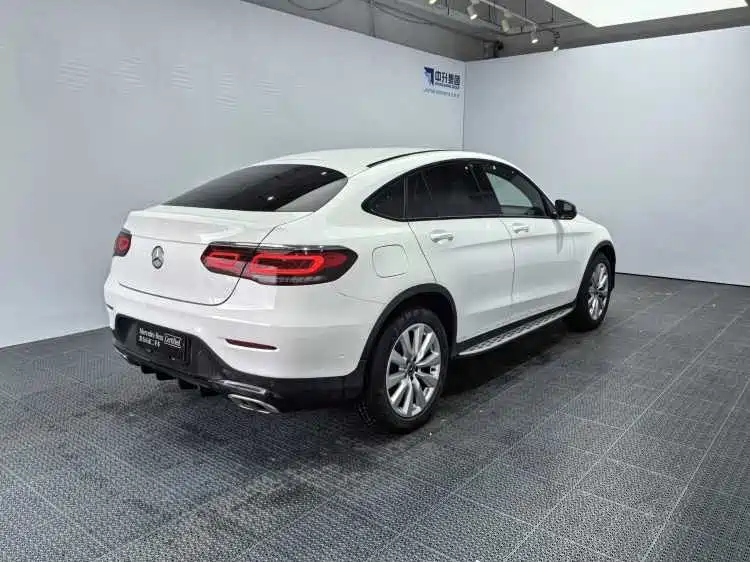 Mercedes-Benz GLC 2021 GLC 260 4MATIC SUV