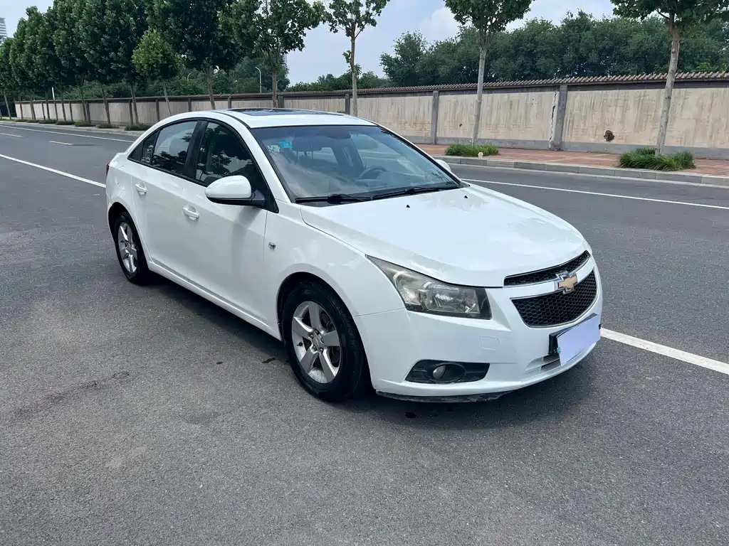 Chevrolet Cruze 2013 1.6L SE WTCC MT