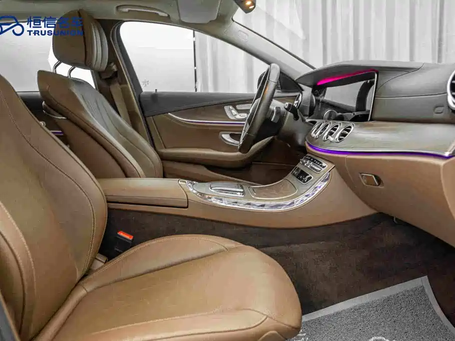Mercedes-Benz E-Class — миниатюра 15