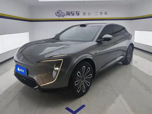 2025 Avatr 07