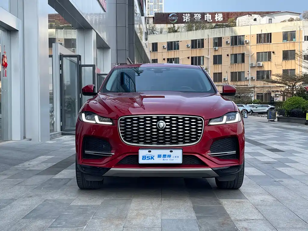 JAGUAR F PACE