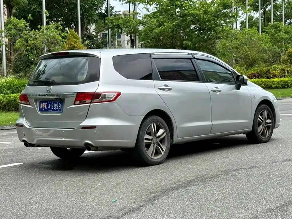 Honda Odyssey — миниатюра 6