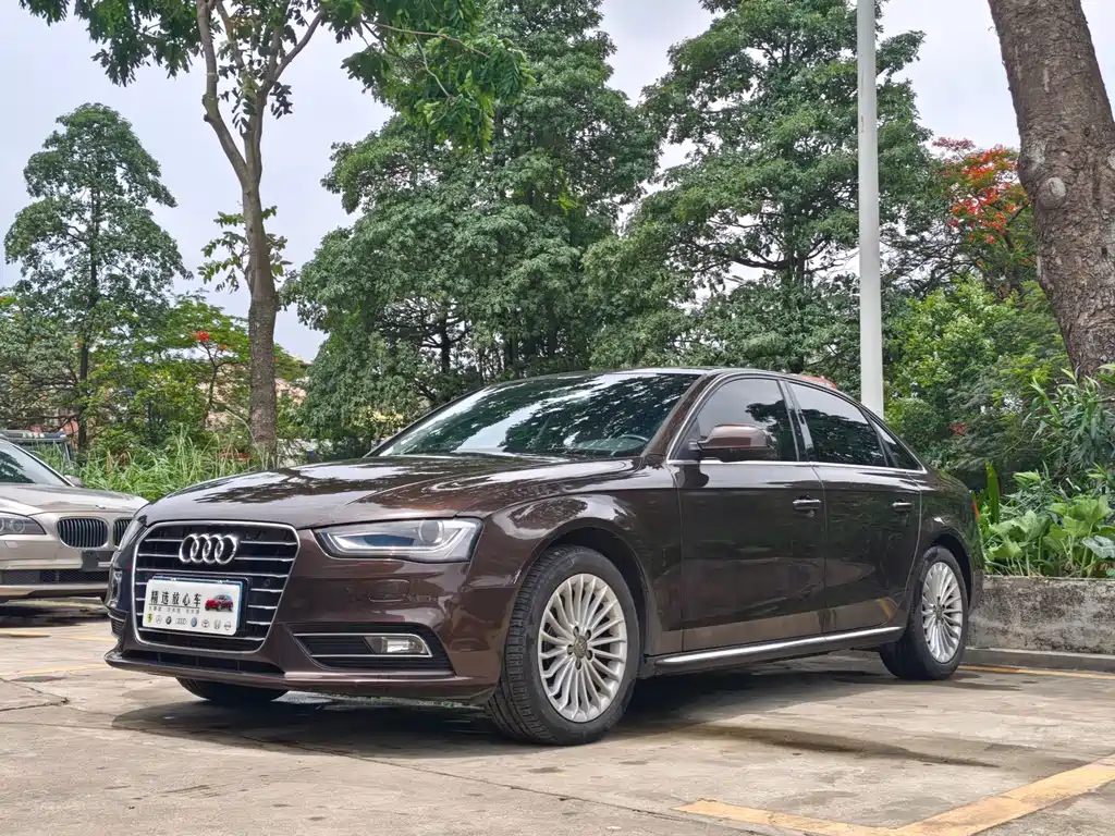 Audi A4L 2016