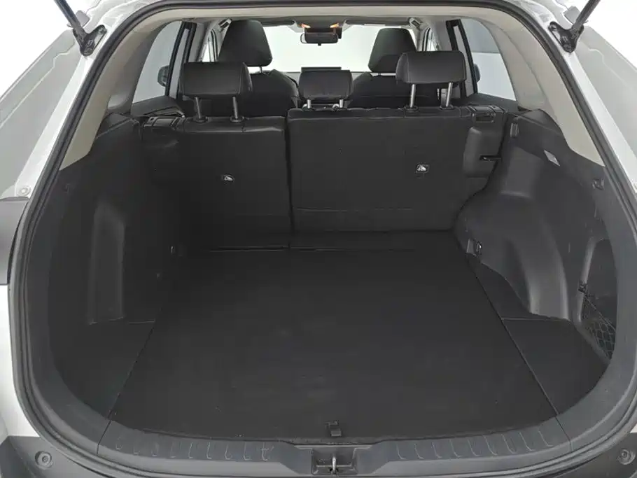 Toyota RAV4 — миниатюра 4