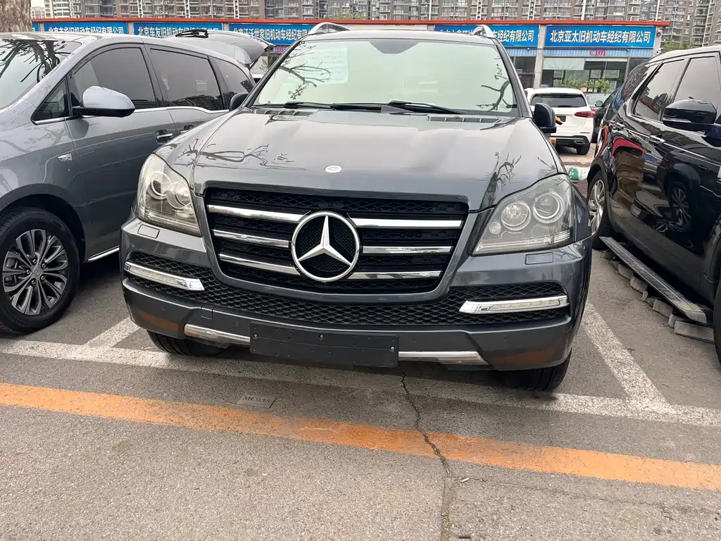 Mercedes-Benz GL 2011 GL 450 Luxury Grand Edition