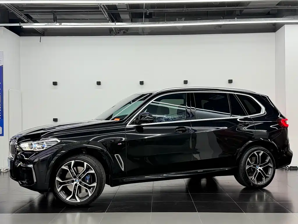 BMW X5 2023