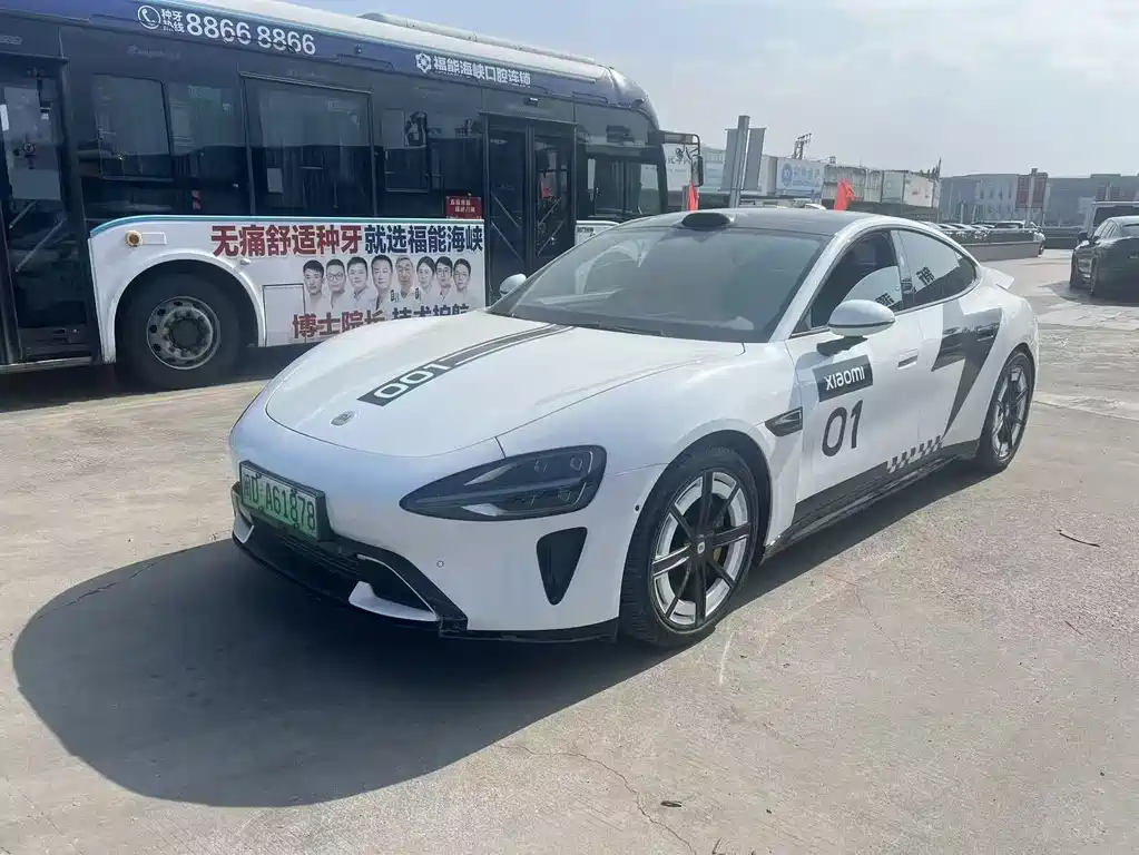 XIAOMI CAR XIAOMI SU7