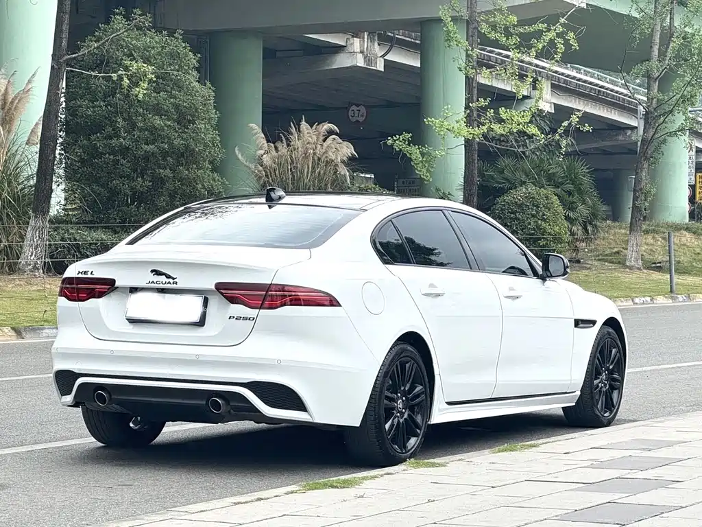 Jaguar XEL 2024 2.0T 250PS R-DYNAMIC S Sport