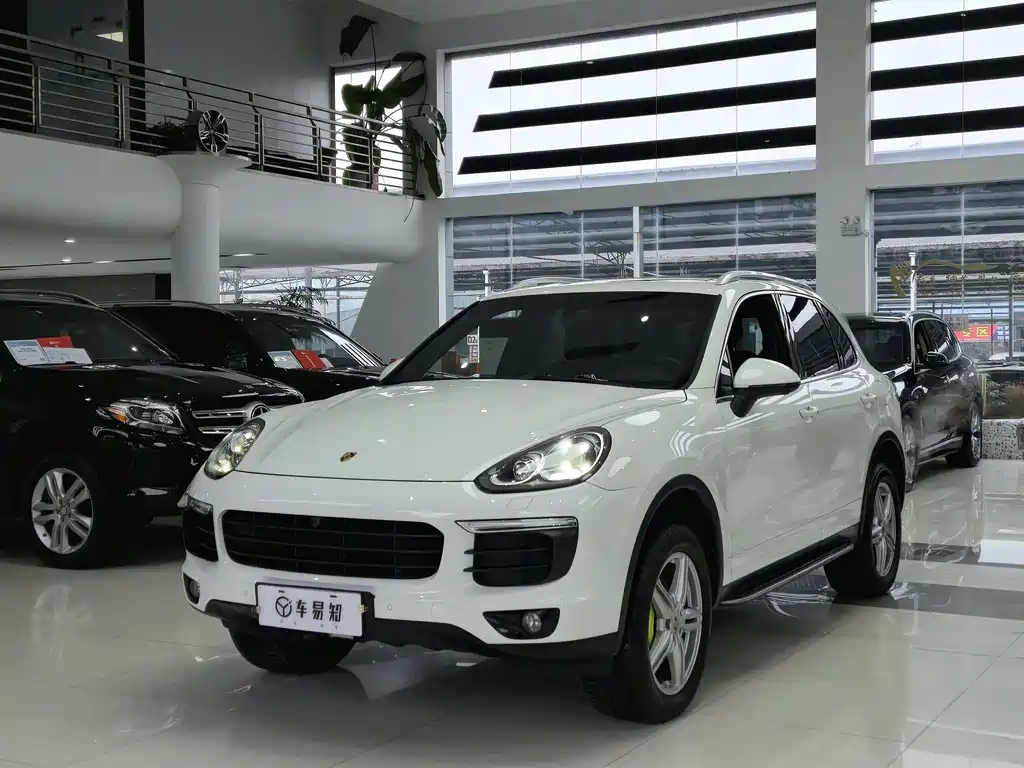 Porsche Cayenne Hybrid 2017