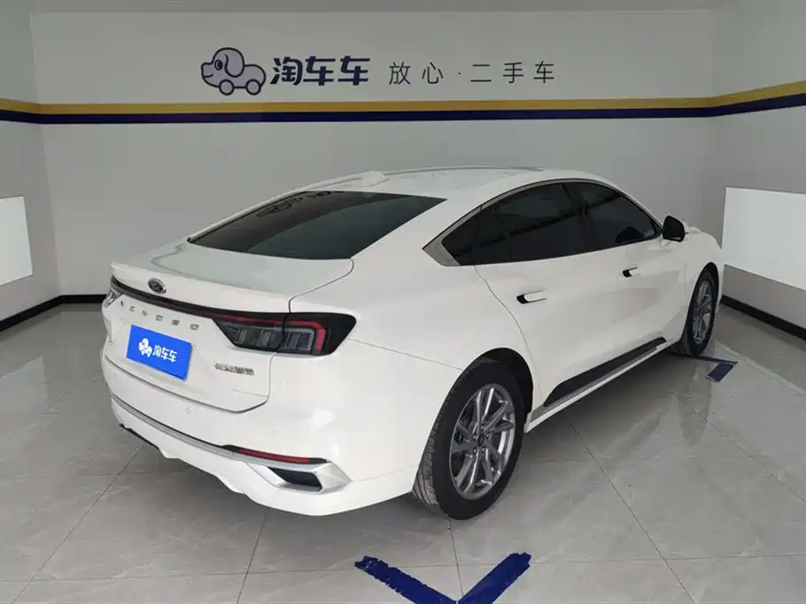 Ford Mondeo 2023 EcoBoost 180 Luxury