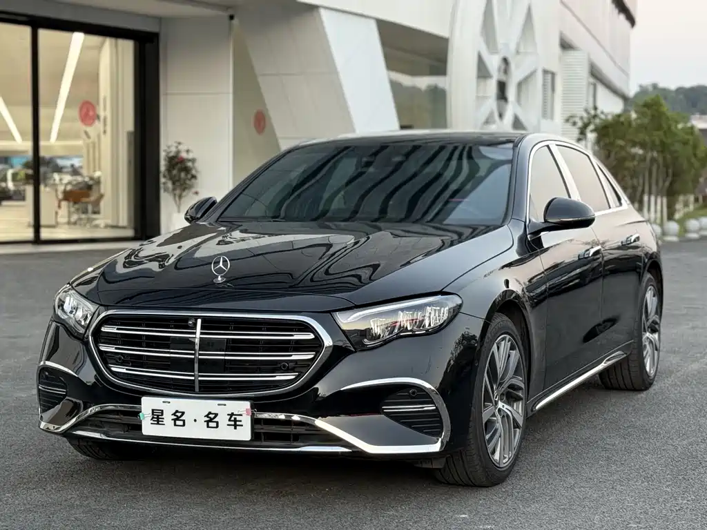 Mercedes-Benz E-Class 2024