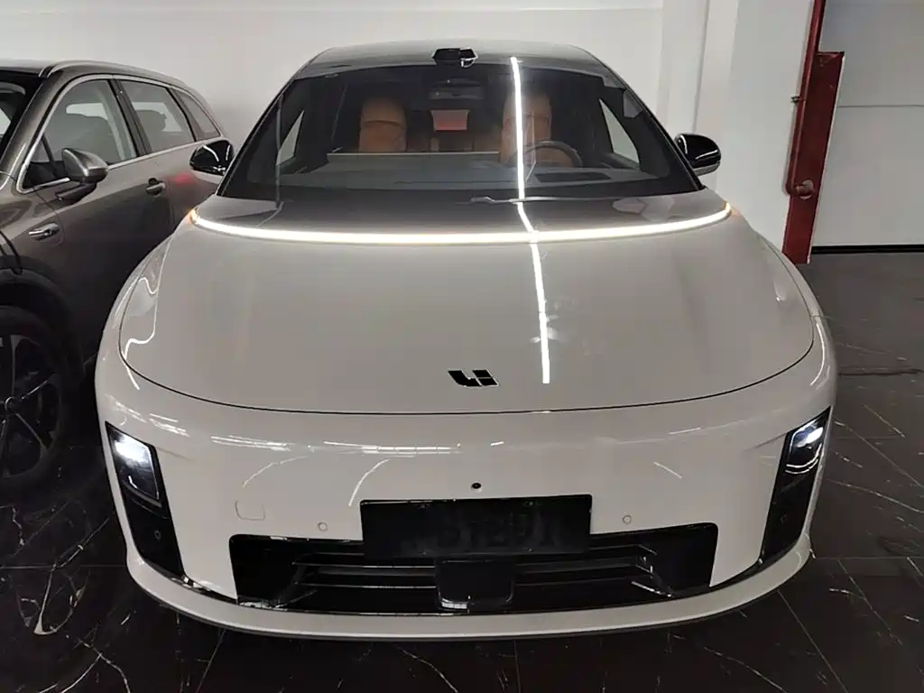 Li Auto Li i8 — миниатюра 3
