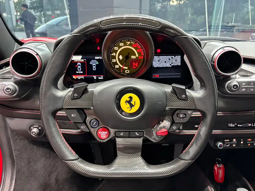 Ferrari F8 — фотографии объявления, Фото 9