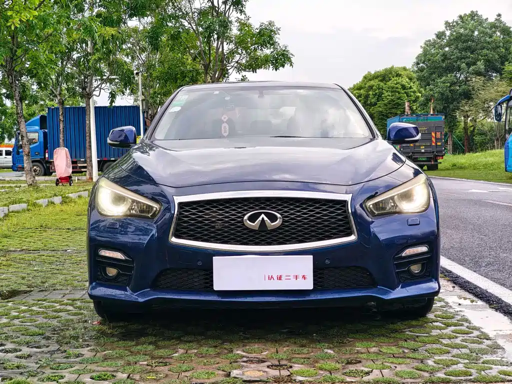 Infiniti Q50L 2016 2.0T Enjoy