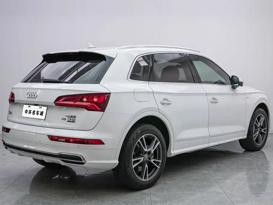 Audi Q5L — миниатюра 18