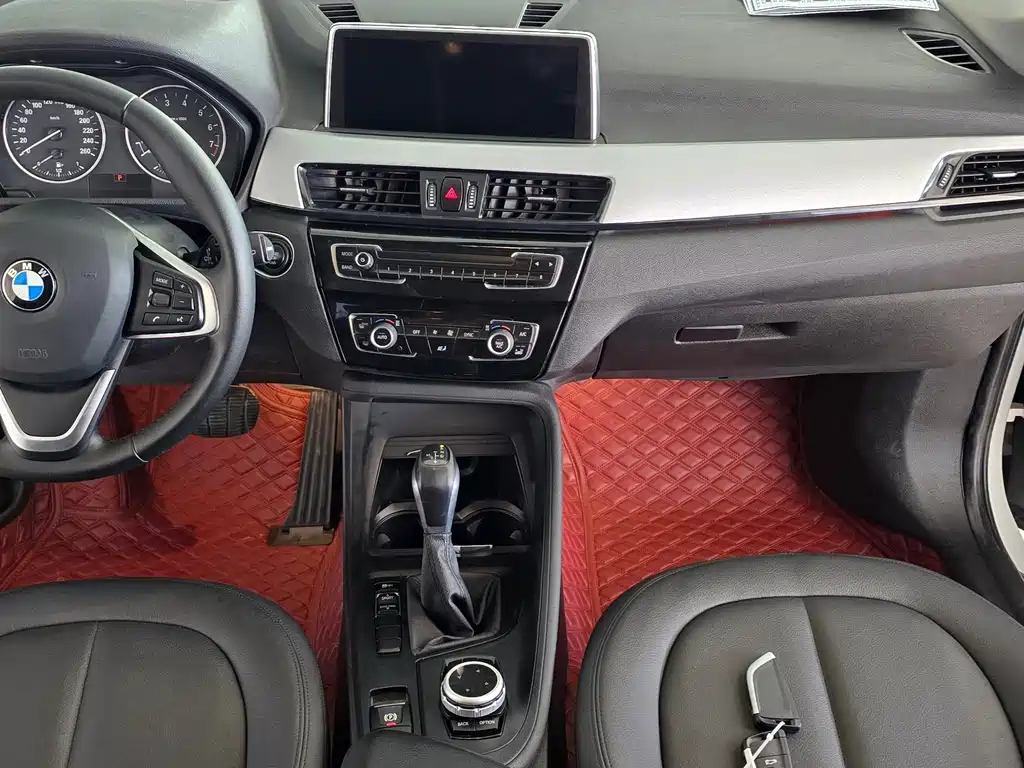 BMW X1 — миниатюра 12