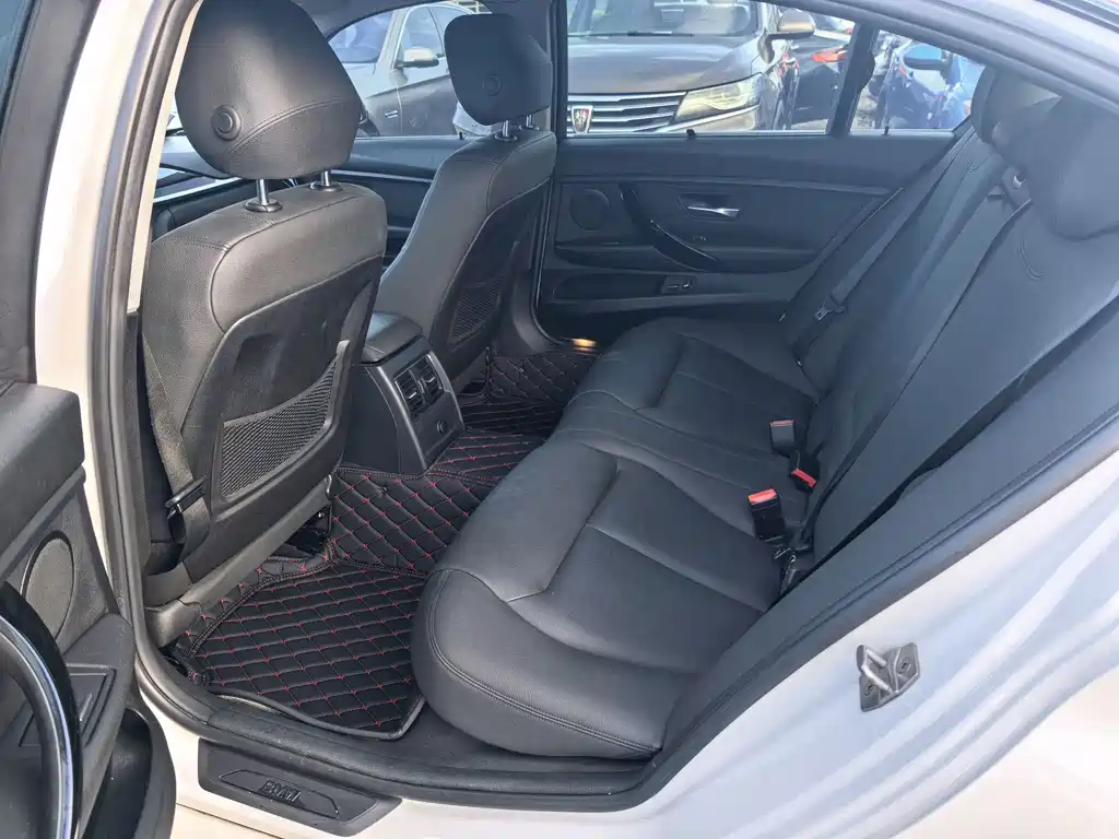 BMW 3 Series — миниатюра 7