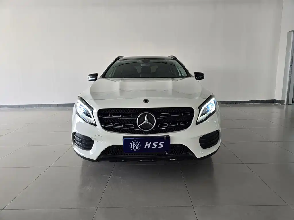 Mercedes-Benz GLA — миниатюра 2