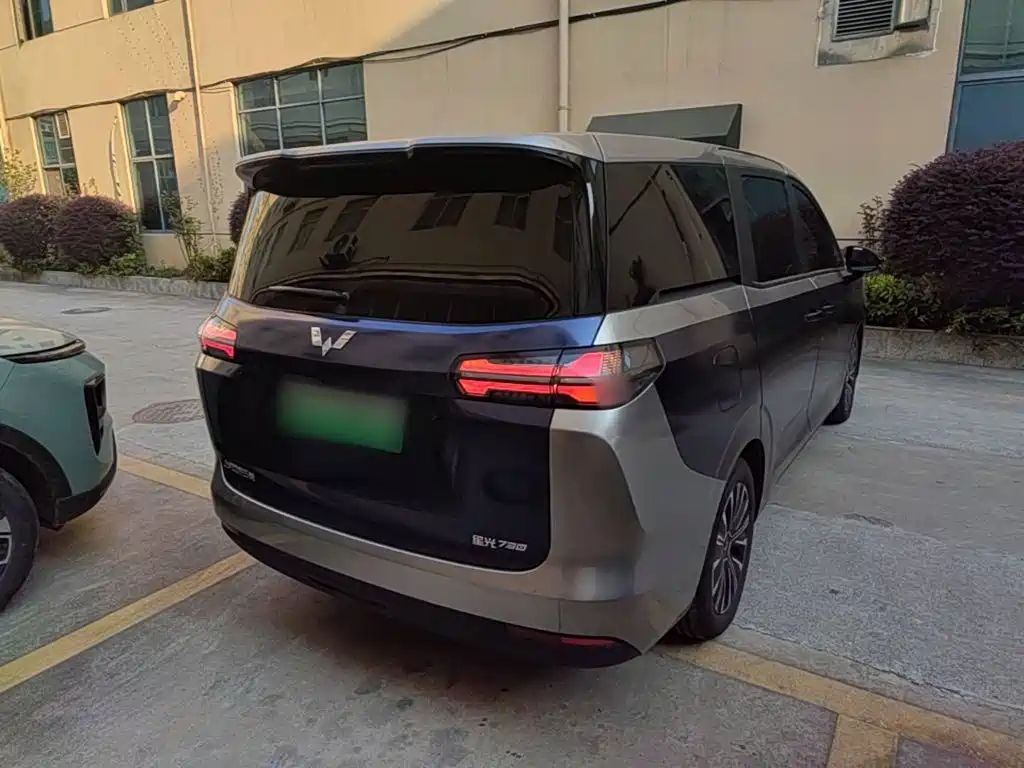 Wuling Xingguang 730 New Energy — миниатюра 7
