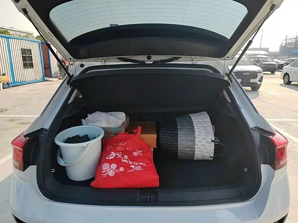 Volkswagen T-Roc — миниатюра 19