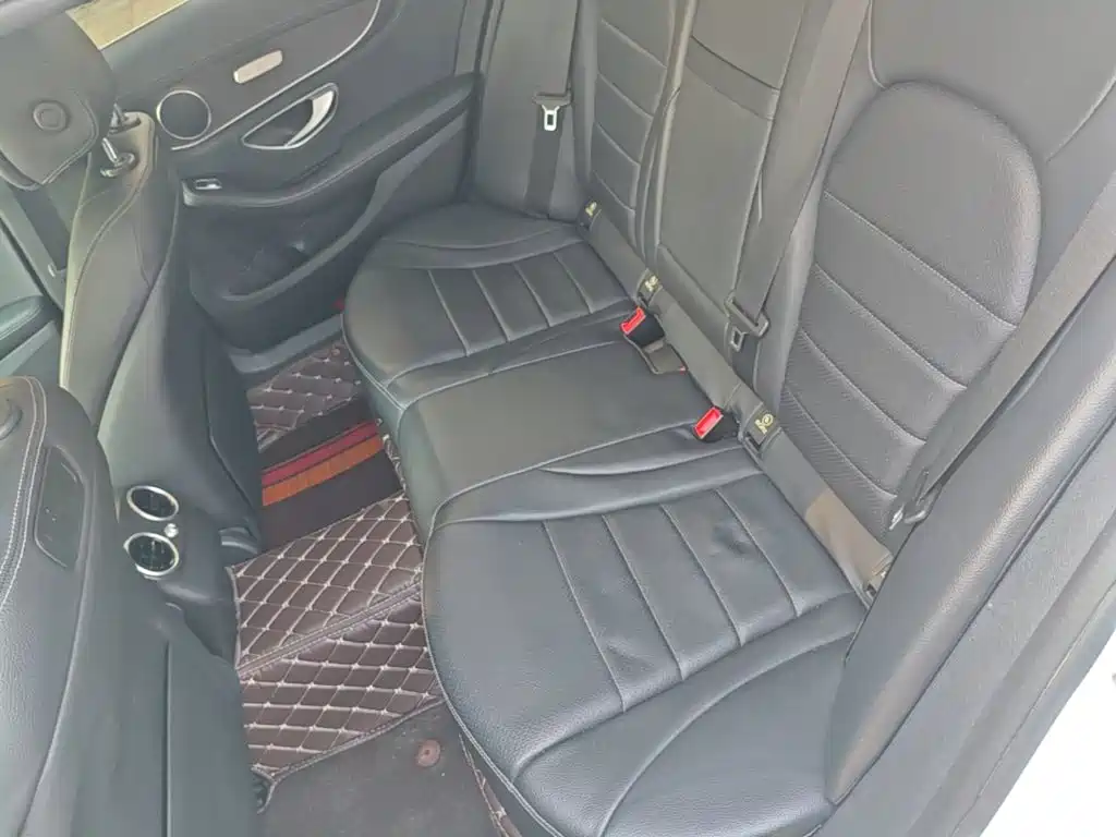 Mercedes-Benz C-Class — миниатюра 17