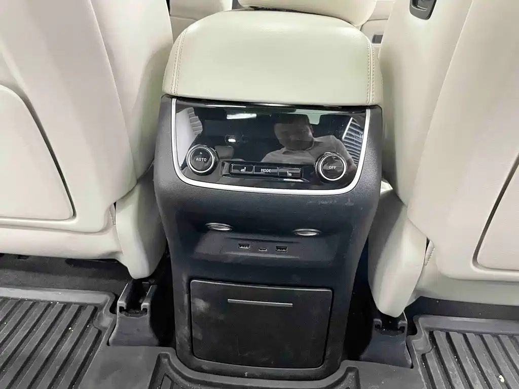 Li Auto Li ONE — миниатюра 14
