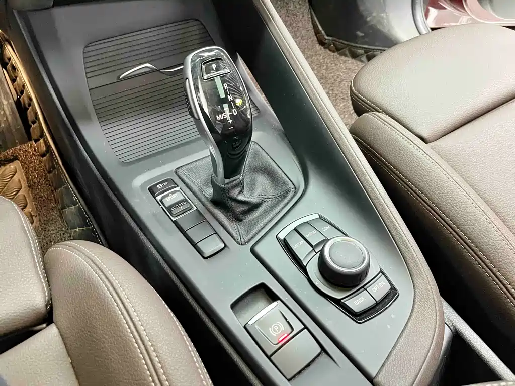 BMW X1 — миниатюра 12