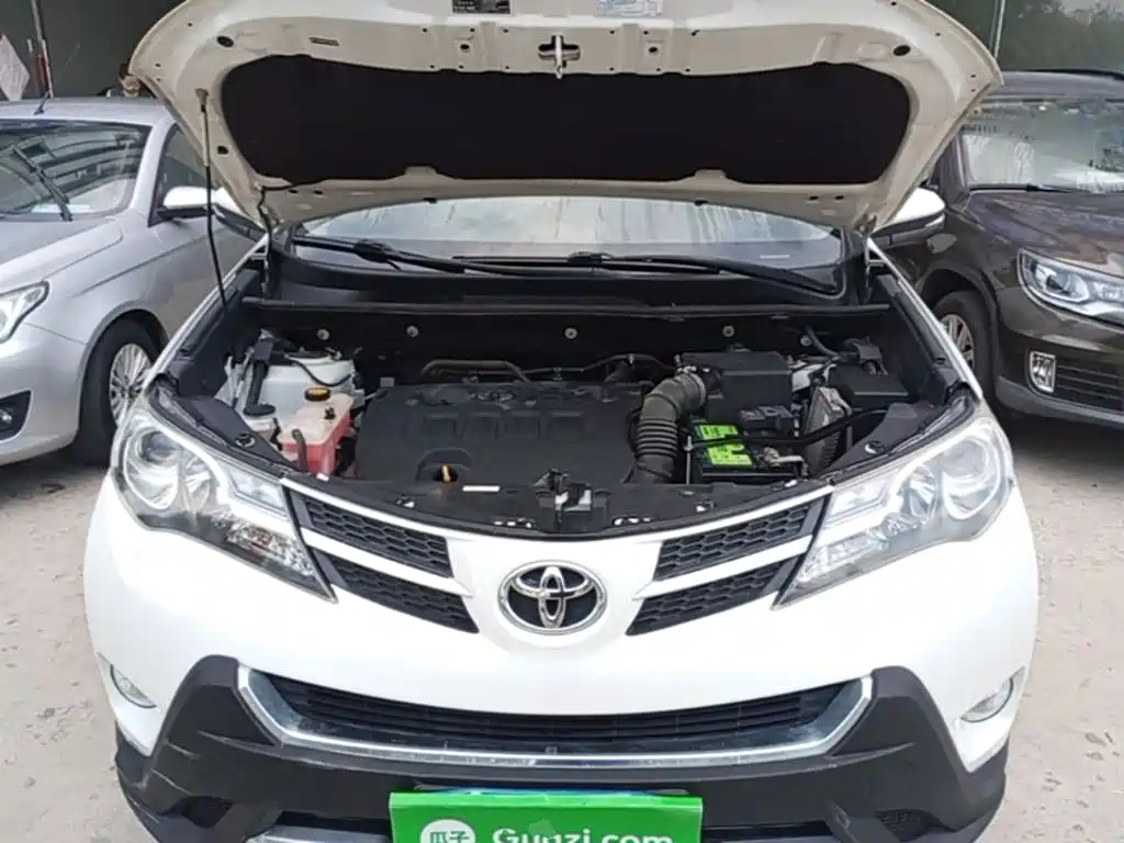 Toyota RAV4 — миниатюра 20