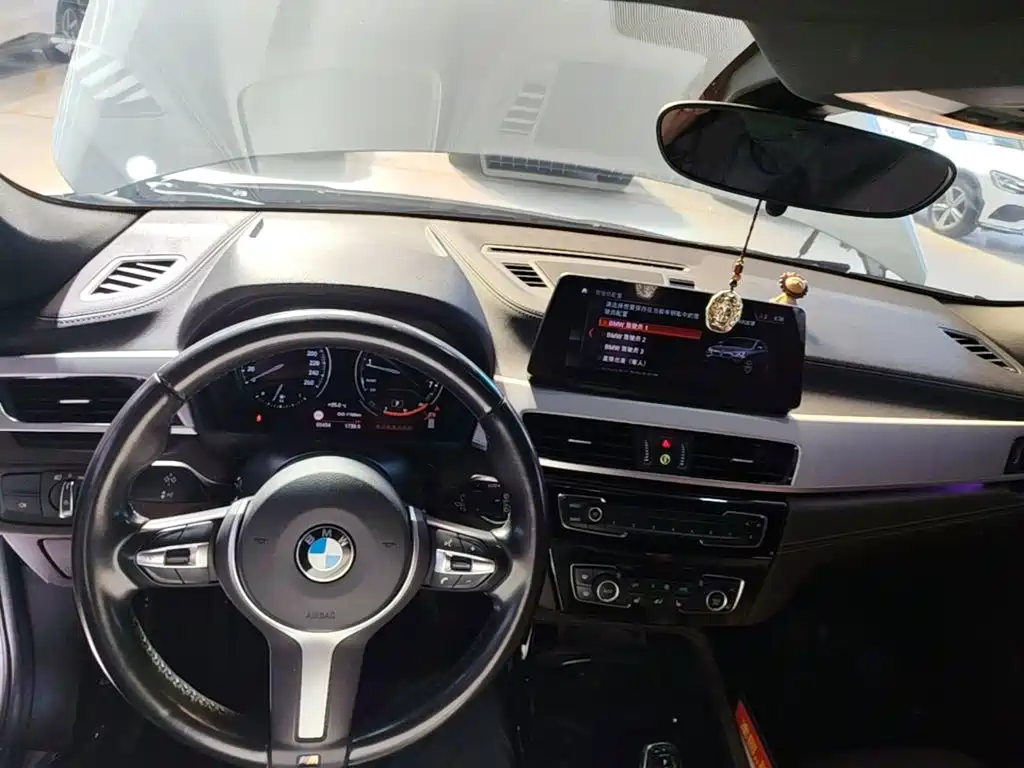 BMW X2 — миниатюра 10