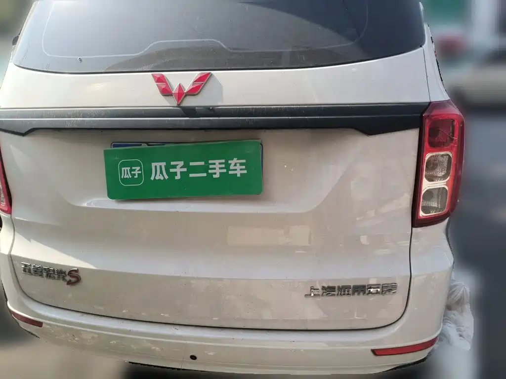 Wuling Hongguang — миниатюра 3