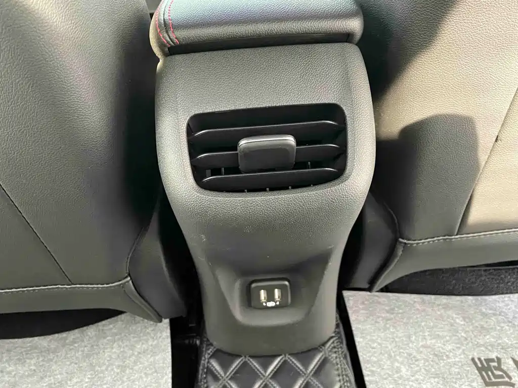 Buick Verano — миниатюра 11