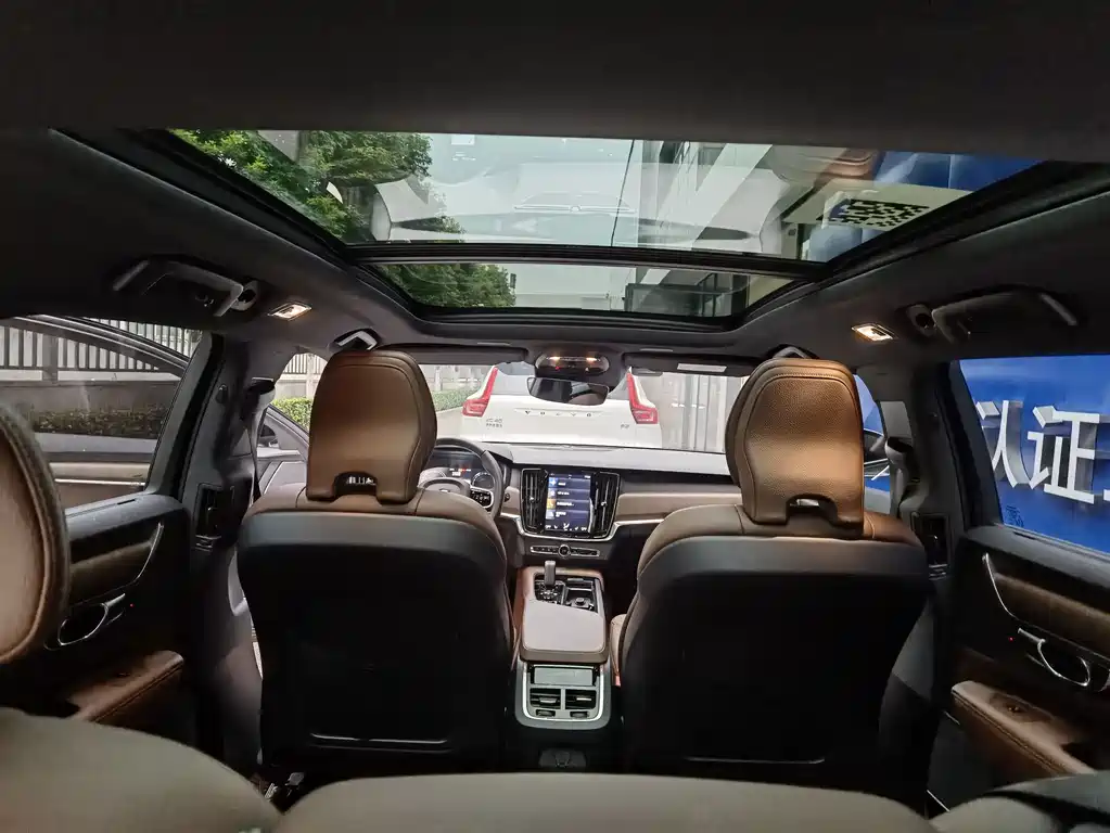 Volvo V90 — миниатюра 7
