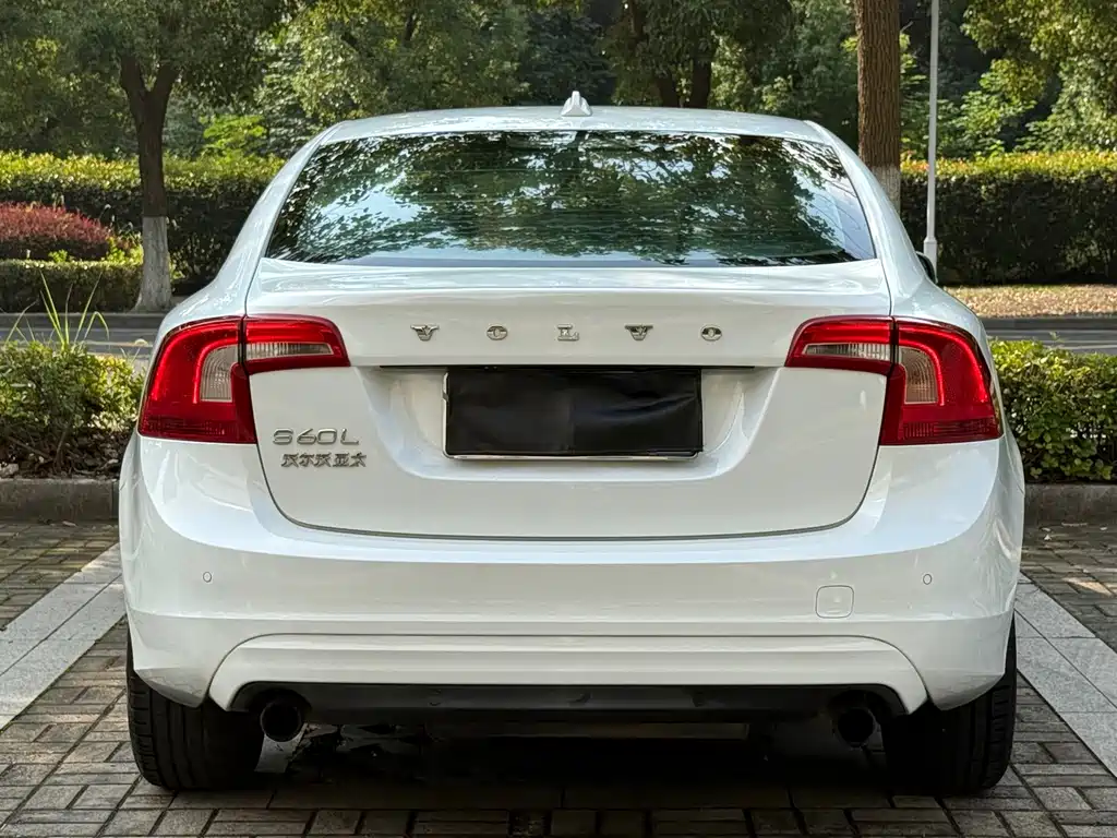 Volvo S60 — миниатюра 8