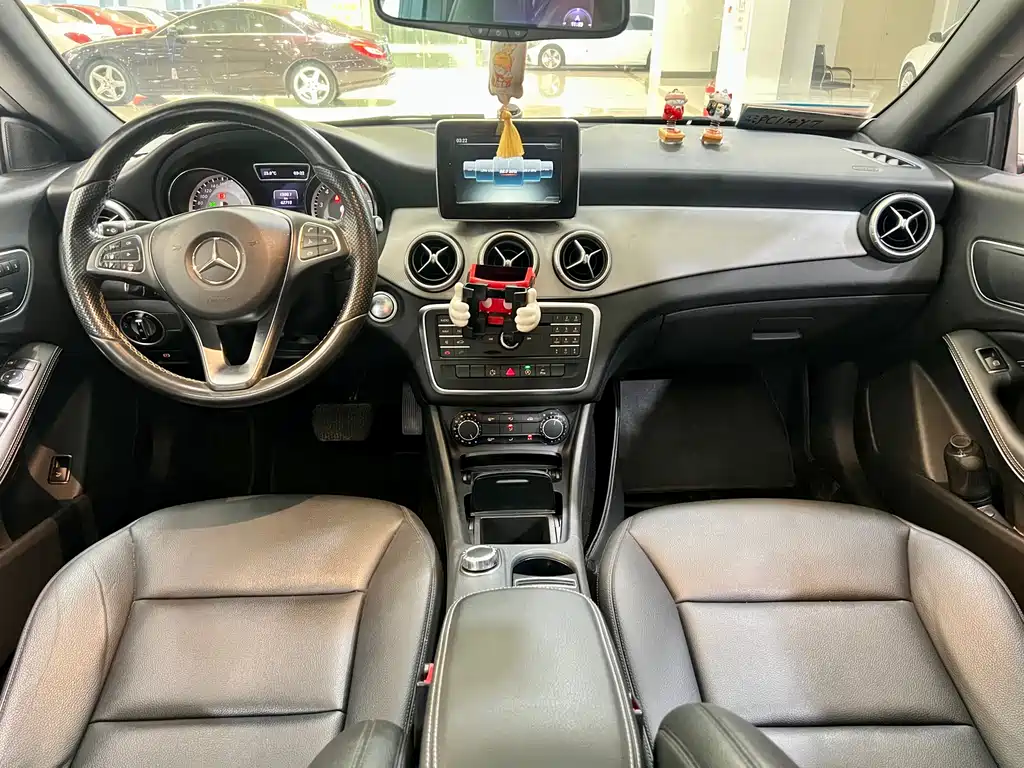 Mercedes-Benz CLA 2015 CLA 200