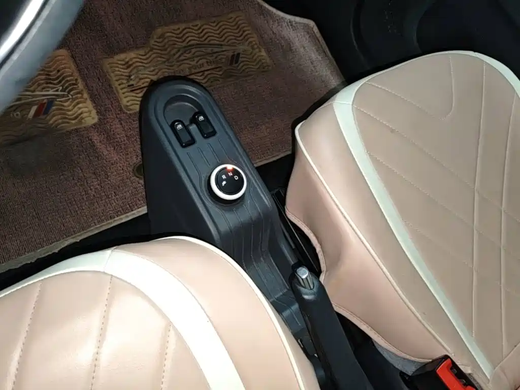Wuling MINIEV — миниатюра 14