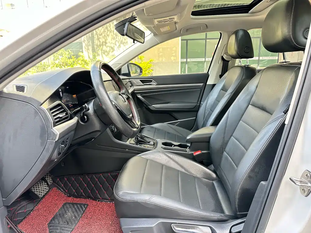 Volkswagen Lavida 2022 1.5L AT Comfort