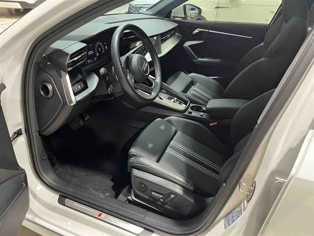 Audi A3 2023 Sportback 35 TFSI Fashion Sport