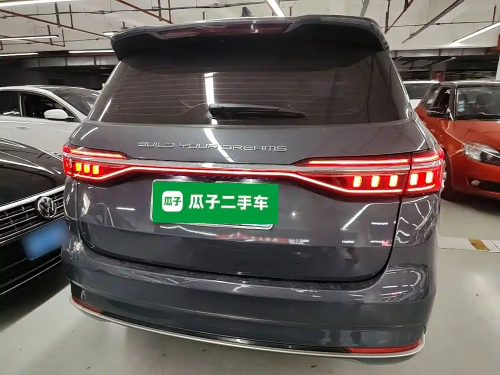 BYD MAX — миниатюра 6